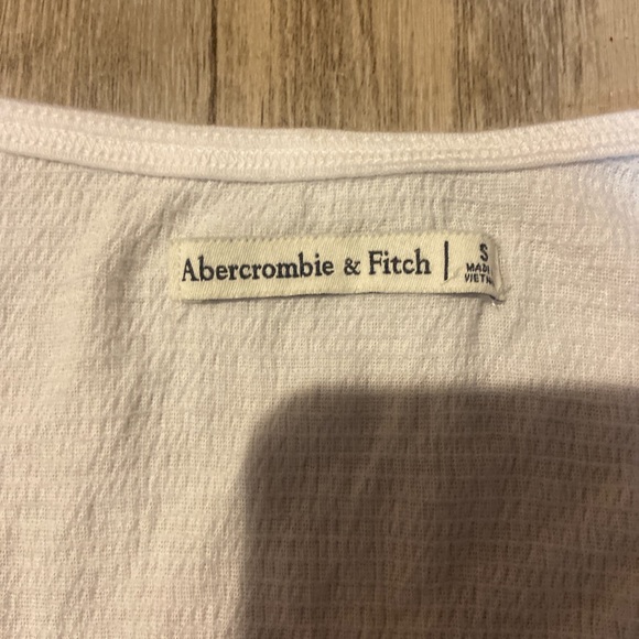 Abercrombie & Fitch Top - Picture 4 of 4